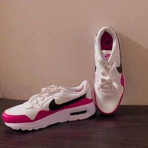 Nike Airmaxes